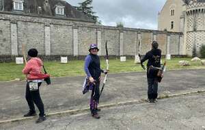 🎯 Championnat de France de Tir Nature à Bonneval : Florence Dubois sous les couleurs d'Élancourt ! 🇫🇷