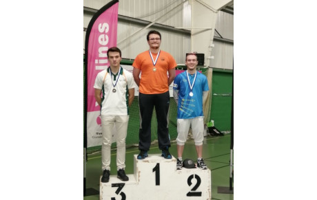 Mickael remporte la médaille d'argent pour sa belle deuxième place sur le podium du  Championnat Départemental tir en salle 2020